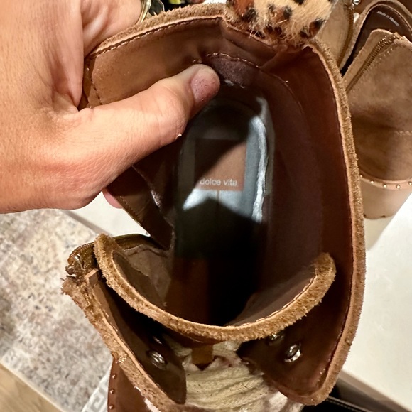 Dolce Vita Genuine Leather/Suede Lug Sole Boot with Leopard Tag Back, worn once. - Picture 4 of 6